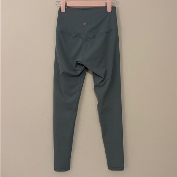 Lululemon align hr pant size 2 - Picture 4 of 5
